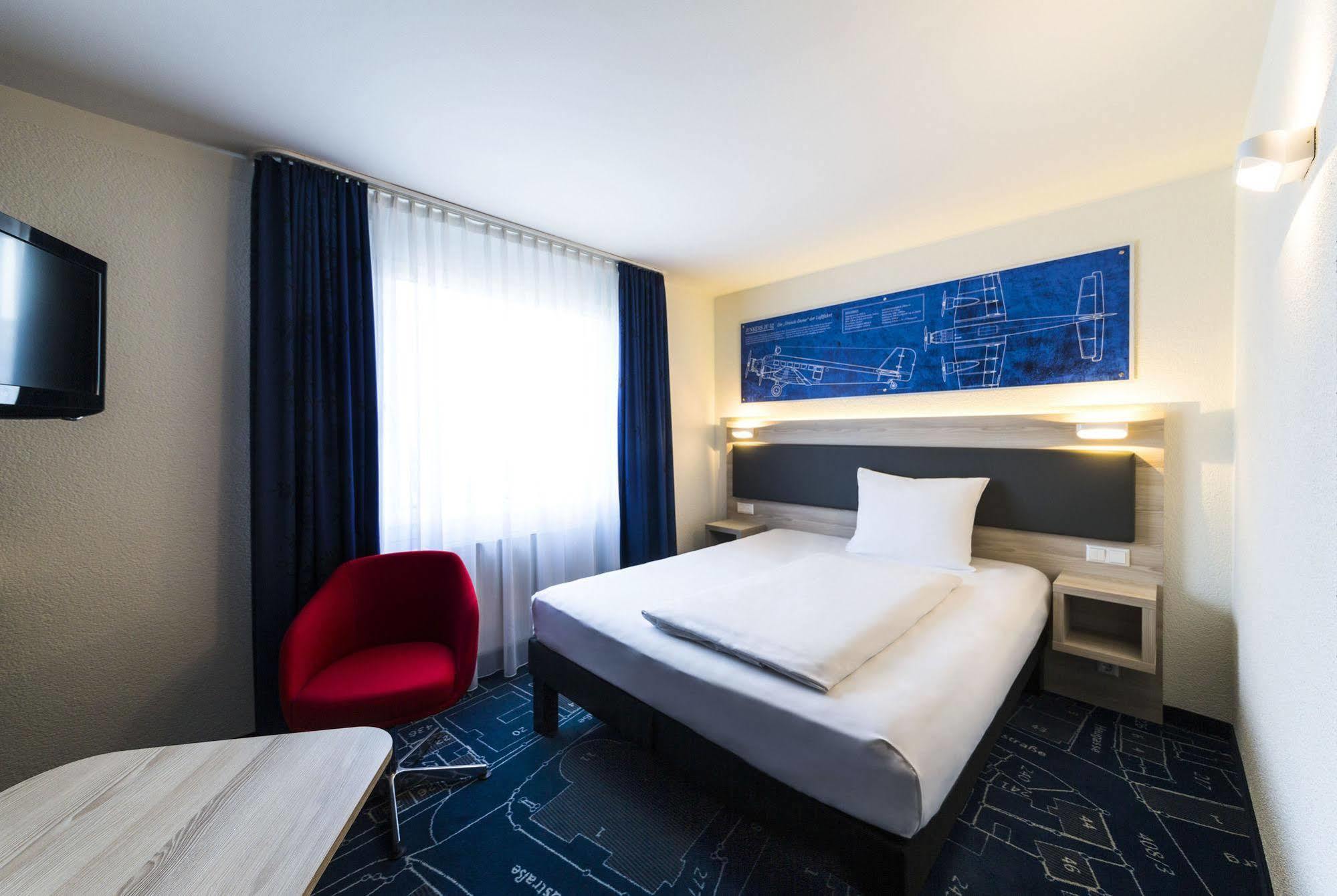 Ibis Styles Filderstadt Stuttgart Messe Esterno foto