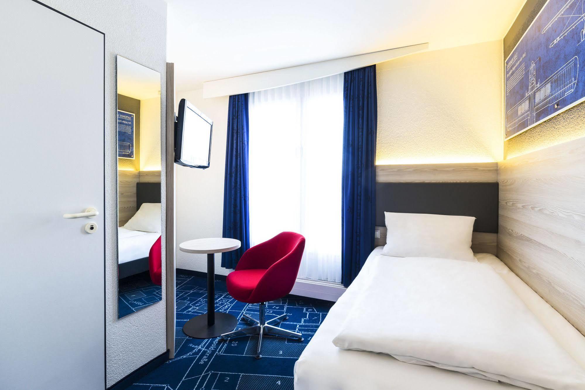 Ibis Styles Filderstadt Stuttgart Messe Esterno foto
